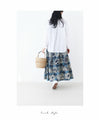 Add Nordic flowers to your outfit with a skirt
