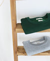 <2 colors available> A vest that is great for layering