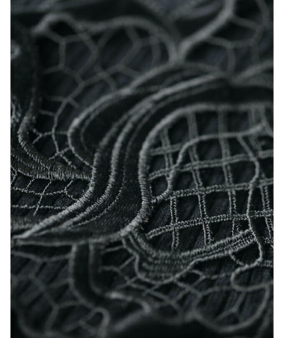 お出かけ用。花カットレースの格上げリブニットニットトップス