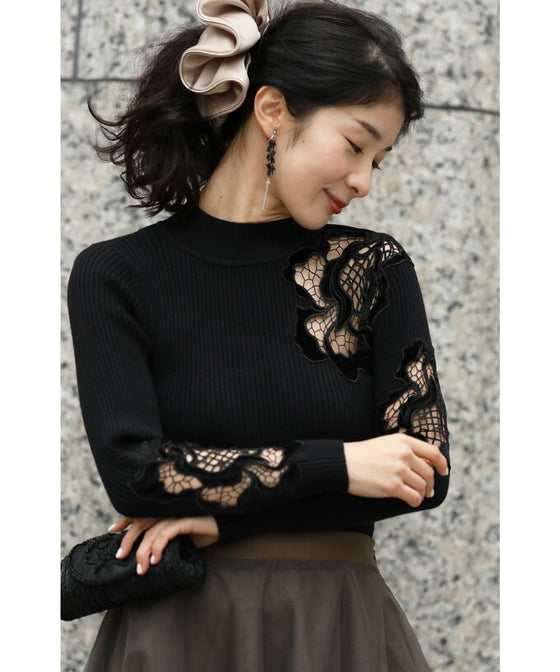 お出かけ用。花カットレースの格上げリブニットニットトップス