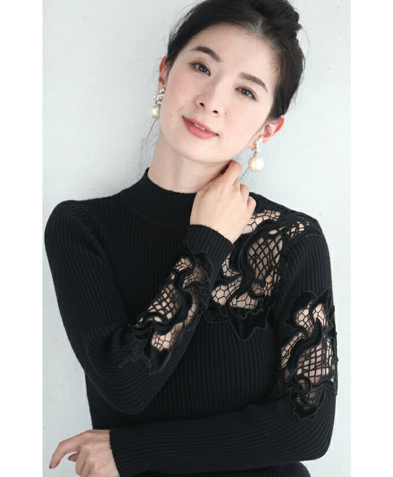 お出かけ用。花カットレースの格上げリブニットニットトップス