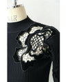 [Sale items cannot be returned or exchanged] For going out. Ribbed knit top with floral cut lace