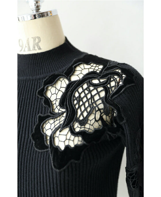 お出かけ用。花カットレースの格上げリブニットニットトップス