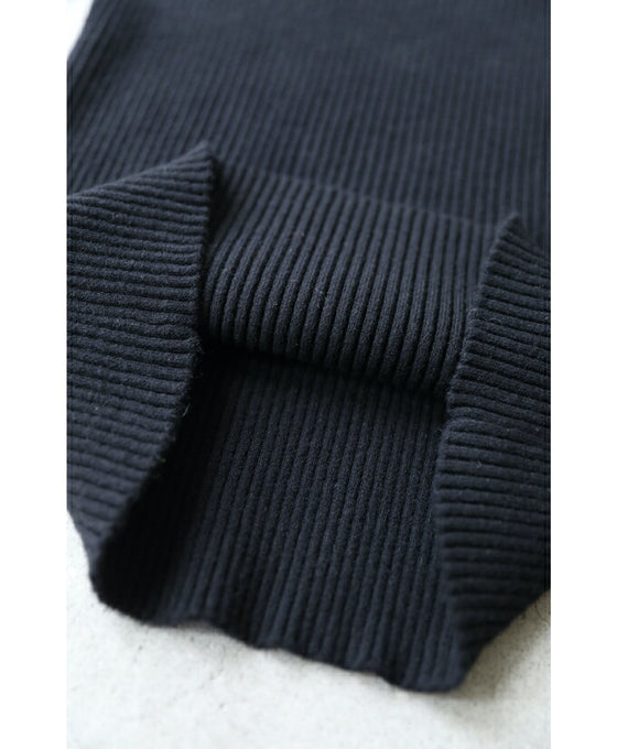 お出かけ用。花カットレースの格上げリブニットニットトップス