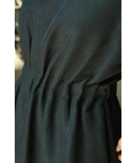 Black tuck dress with floral lace sleeves (black)