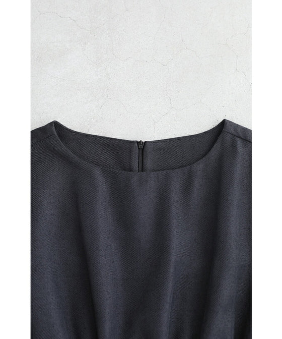 Black tuck dress with floral lace sleeves (black)