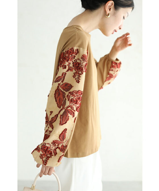 【セール商品返品交換不可】ふわふわ浮かび上がる花刺繍袖プルオーバートップス