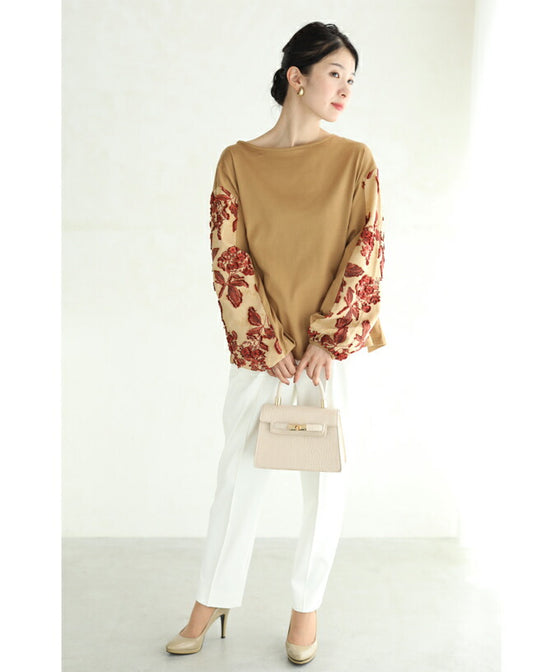 【セール商品返品交換不可】ふわふわ浮かび上がる花刺繍袖プルオーバートップス