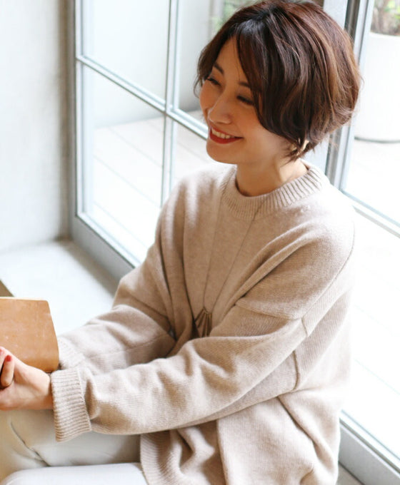 【セール商品返品交換不可】シルエットが絶妙。大人きれいなゆるニット