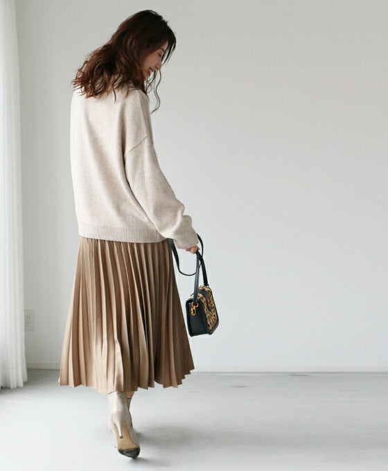 【セール商品返品交換不可】シルエットが絶妙。大人きれいなゆるニット