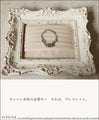A ring bracelet that changes with the light