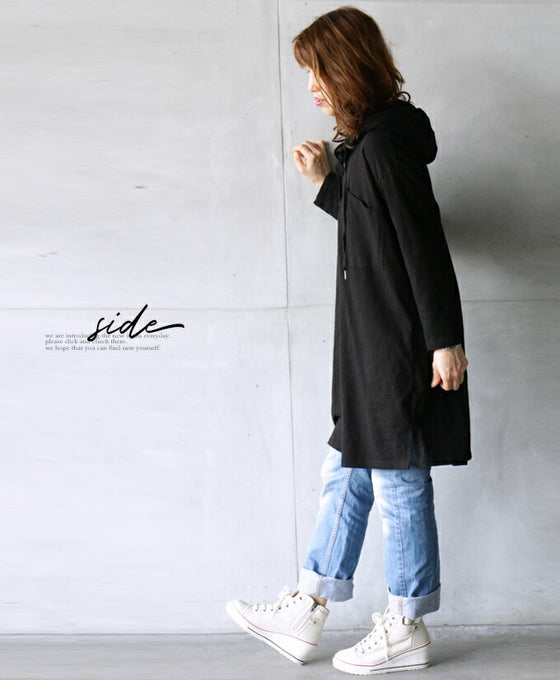 Stylish, casual and simple hooded tunic in black