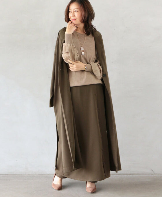 Impactful pleated sleeves