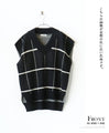 A loose knit vest that is both eye-catching and elegant