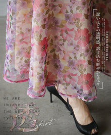  OTONAオリジナル スカート潔いほどの透明感 溶け込む鮮やかな花々『ピンク』
