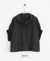 Captivating with lace. Beautiful blouson in black