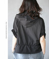 Captivating with lace. Beautiful blouson in black