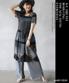 A pleated dress for a ladylike look