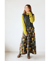 A colorful inner top that will make you an expert