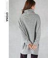 A simple yet stylish knit top that can be easily arranged