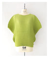 A loose, bouncy zigzag pleated pullover top