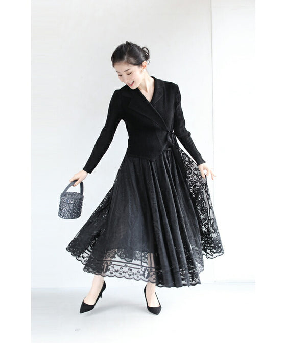 A luxurious, generous lace cache-coeur long dress