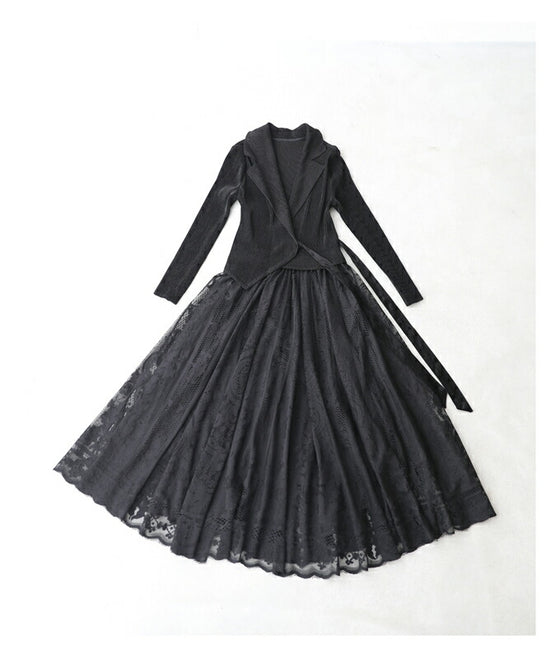 A luxurious, generous lace cache-coeur long dress