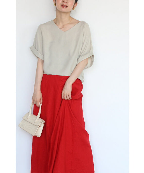 (S-L size) (comes with a string belt) This is a simple pullover top that you can wear in many different ways.