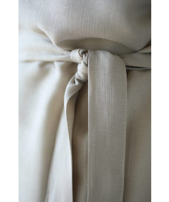 (S-L size) (comes with a string belt) This is a simple pullover top that you can wear in many different ways.