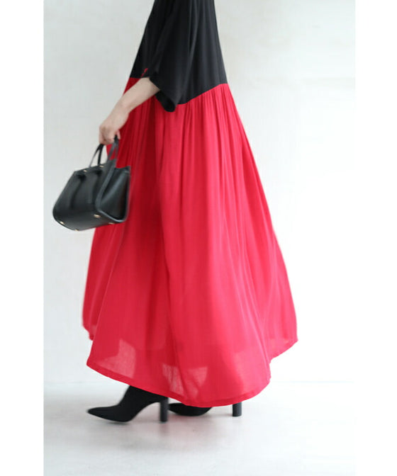 【セール商品返品交換不可】（S~3L対応）（黒）女性を美しく魅せる紅と黒のバイカラーロングワンピース