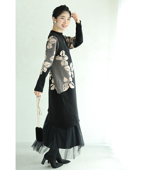 【セール商品返品交換不可】（S~3L対応）（黒）くびれラインを描く花画ニットチュニックワンピース