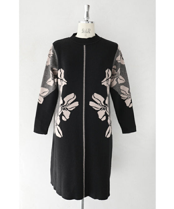 【セール商品返品交換不可】（S~3L対応）（黒）くびれラインを描く花画ニットチュニックワンピース