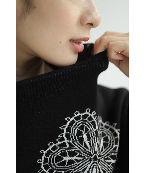 【セール商品返品交換不可】（S~2L対応）（黒）連なる六花ニットミディアムワンピース