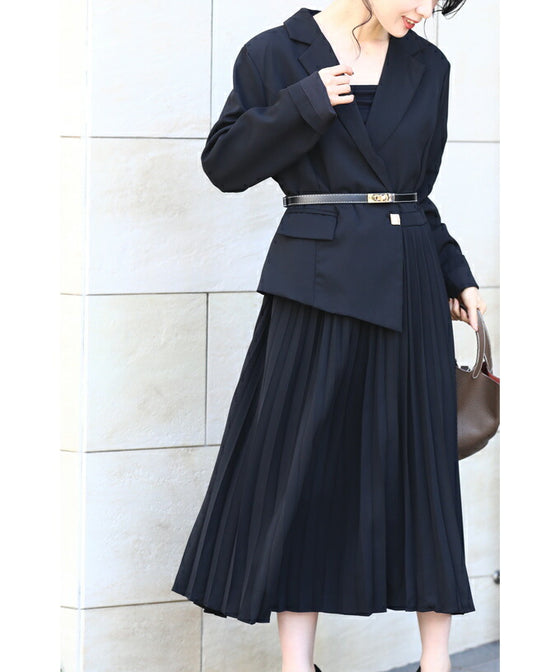 【セール商品返品交換不可】（M対応）（ベルト付き）（黒）ドッキングジャケットのプリーツミディアムワンピース