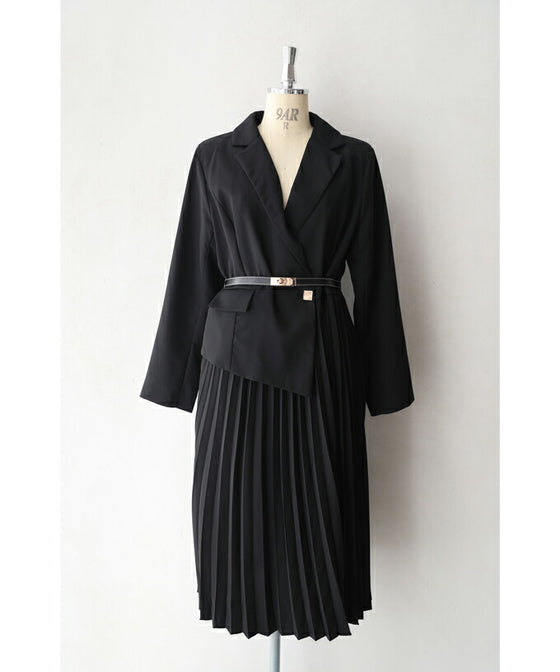 【セール商品返品交換不可】（M対応）（ベルト付き）（黒）ドッキングジャケットのプリーツミディアムワンピース