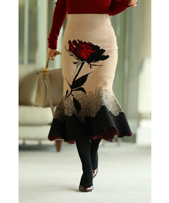 【セール商品返品交換不可】1輪の薔薇が目を惹くマーメイドラインニットスカート