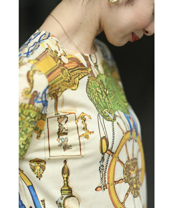 【セール商品返品交換不可】（S~M対応）手触りなめらかなスカーフ柄プルオーバートップス