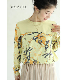  【セール商品返品交換不可】(S~M対応)顔映えカラーのスカーフ柄プルオーバートップス