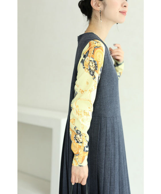 【セール商品返品交換不可】(S~M対応)顔映えカラーのスカーフ柄プルオーバートップス