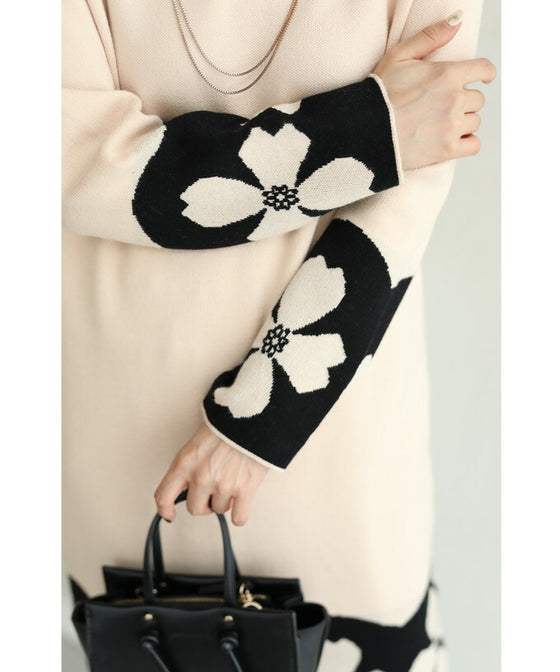 【セール商品返品交換不可】（S~L対応）連なる白花のニットミニワンピース