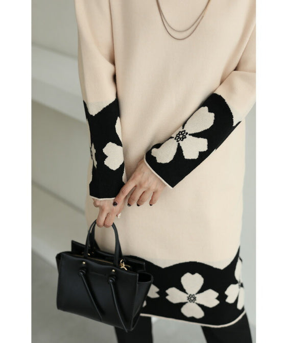 【セール商品返品交換不可】（S~L対応）連なる白花のニットミニワンピース