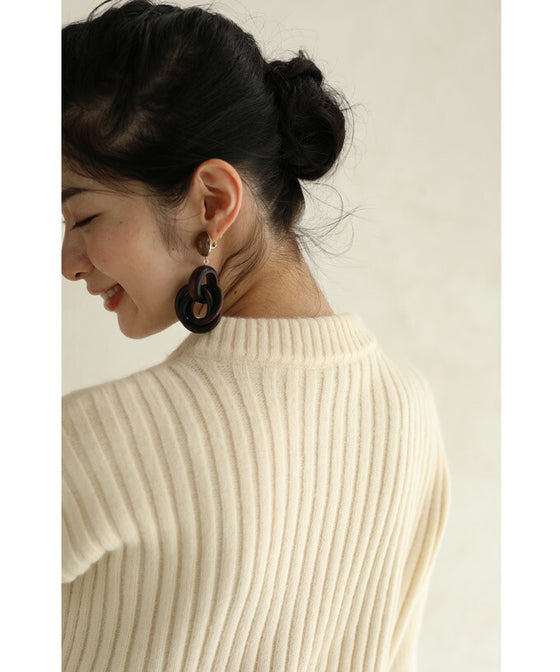 【セール商品返品交換不可】（S~3L対応）色鮮やかな花刺繍咲くポワン袖ニットトップス