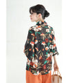 【セール商品返品交換不可】配色鮮やかな花のふんわり袖ブラウストップス