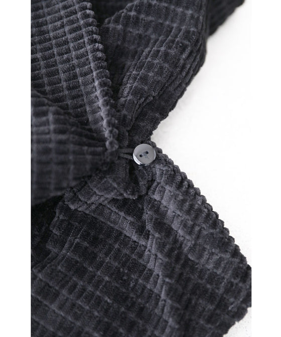 【セール商品返品交換不可】（M~3L対応）（黒）浮き立つ柄の2wayドレープネックミディアムワンピース