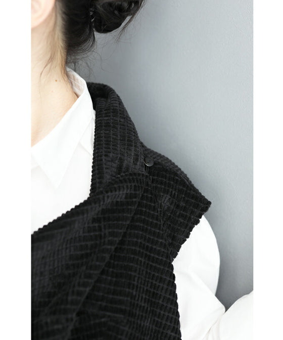 【セール商品返品交換不可】（M~3L対応）（黒）浮き立つ柄の2wayドレープネックミディアムワンピース