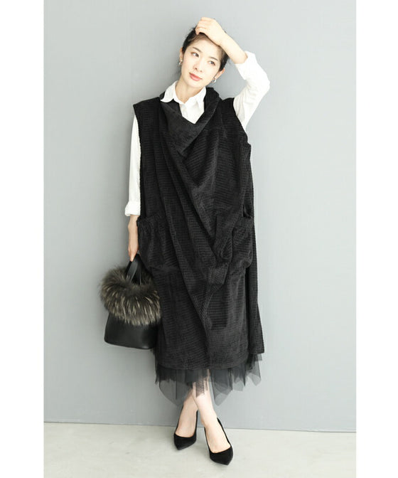 【セール商品返品交換不可】（M~3L対応）（黒）浮き立つ柄の2wayドレープネックミディアムワンピース