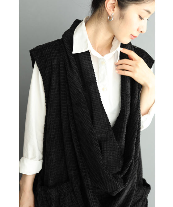 【セール商品返品交換不可】（M~3L対応）（黒）浮き立つ柄の2wayドレープネックミディアムワンピース