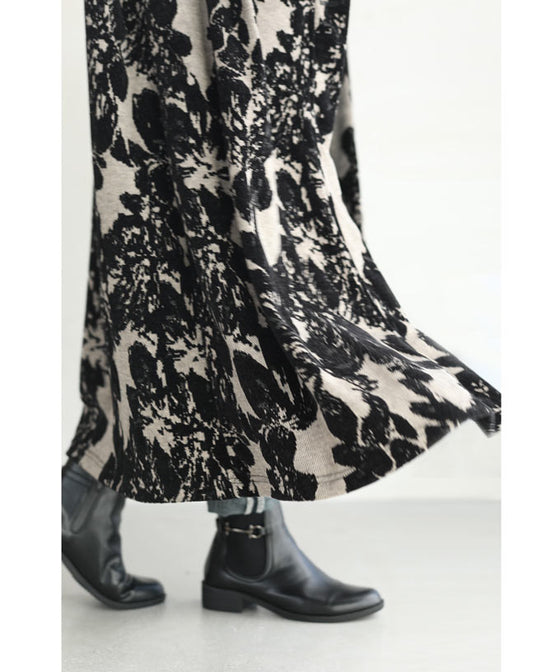 【セール商品返品交換不可】（M~3L対応）サッと羽織れる華やかさ。フード付きジャガード織りロングコート