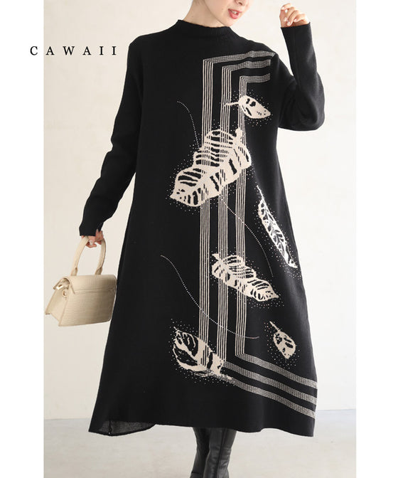 【セール商品返品交換不可】オーロラビジューを纏う葉っぱ柄ニットロングワンピース