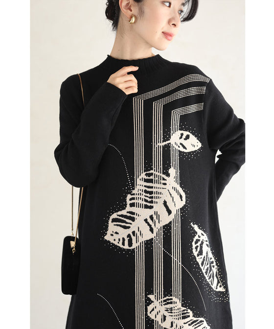 【セール商品返品交換不可】オーロラビジューを纏う葉っぱ柄ニットロングワンピース